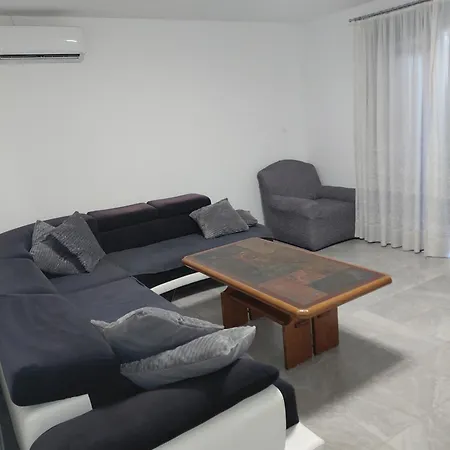 Ivanka Trogir